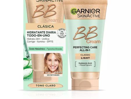 Színezett hidratáló krém Garnier Skin Naturals Spf 15 Világos (50 ml) Online Sale